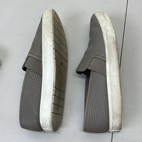 Comfy Vince Camuto slip on sneakers 7M - Picture 6 of 7